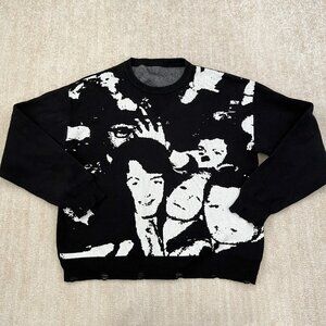 Crewneck Faces Distressed Sweater